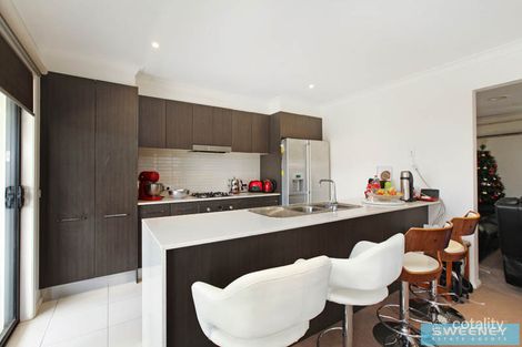 Property photo of 29 Belleville Close Burnside Heights VIC 3023