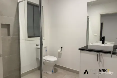 Property photo of 11 Downley Loop Strathtulloh VIC 3338