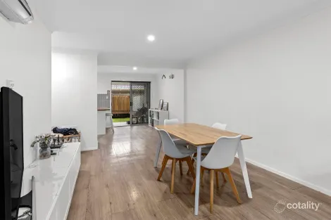 Property photo of 9/6 Myrtle Crescent Bridgeman Downs QLD 4035