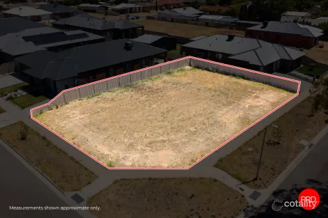 13 MONTIS LANE, EPSOM, VIC 3551