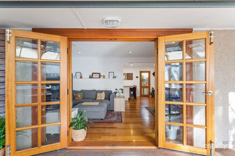 Property photo of 30 Windebanks Road Happy Valley SA 5159