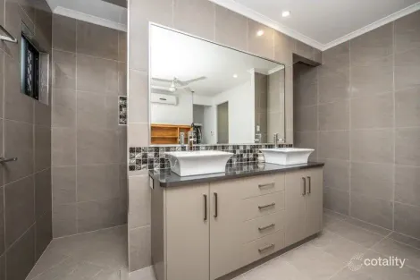 Property photo of 13 Trevalla Entrance Burdell QLD 4818