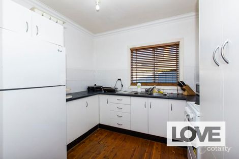 Property photo of 39 Fourth Street Boolaroo NSW 2284