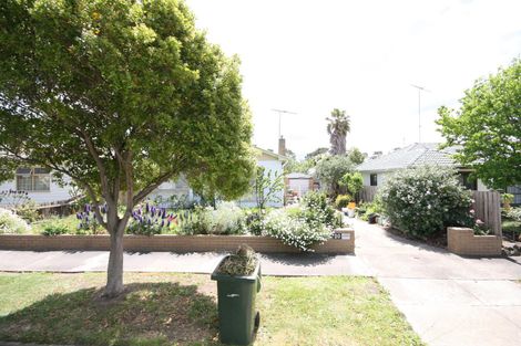 20 Patern St, Highton, VIC 3216