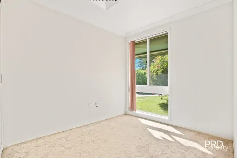 Property photo of 6 Tea Tree Glen Jamisontown NSW 2750