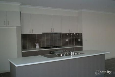 Property photo of 40 Mount Eccles Way South Morang VIC 3752