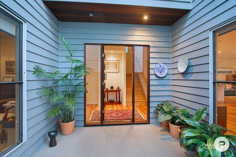 Property photo of 14 Melbourne Avenue Camp Hill QLD 4152