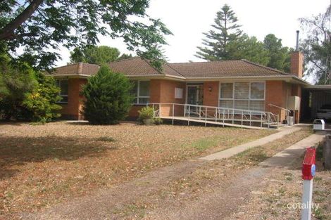 15 Brock St, Woomelang, VIC 3485