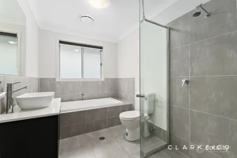 Property photo of 20 Tramore Esplanade Chisholm NSW 2322