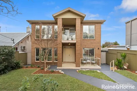 Property photo of 39 Dunstaffenage Street Hurlstone Park NSW 2193