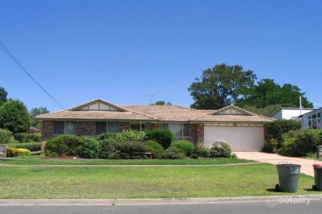 35 Milburn Rd, Gymea, NSW 2227