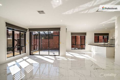 Property photo of 2/16 Batesford Road Malvern East VIC 3145