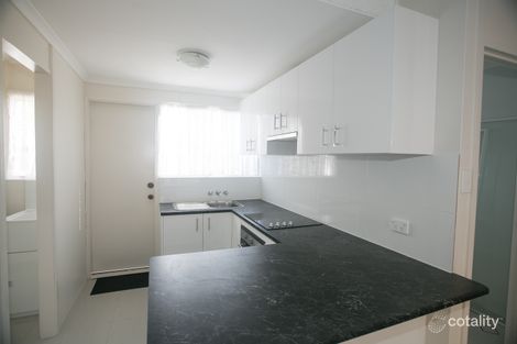 Property photo of 4/2 Sunshine Boulevard Broadbeach Waters QLD 4218