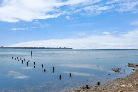 Property photo of 19 Panorama Avenue Charmhaven NSW 2263