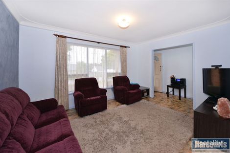 Property photo of 10 Carbenet Drive Hackham SA 5163