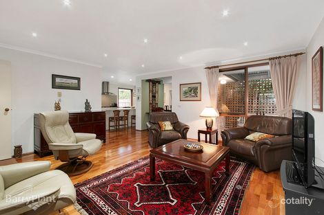 Property photo of 62 Lawrence Drive Berwick VIC 3806