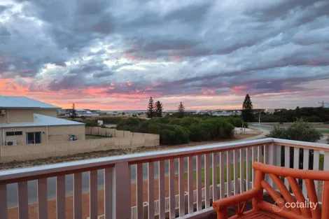 36 Casuarina Cres, Jurien Bay, WA 6516