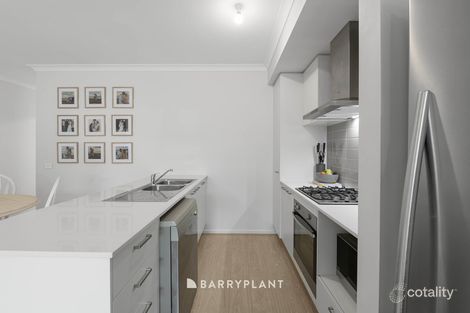 Property photo of 5 Maximus Way Clyde VIC 3978