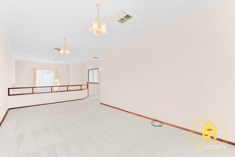 Property photo of 17 Rossiter Way Winthrop WA 6150