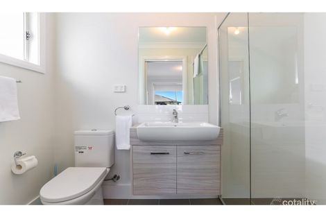 Property photo of 7 Aspect Crescent Colebee NSW 2761