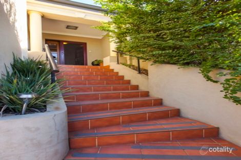 Property photo of 7 Knave Lane Innaloo WA 6018