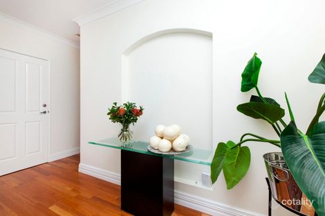 Property photo of 7 Knave Lane Innaloo WA 6018