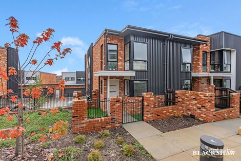 21/2 Eureka Way, Denman Prospect, ACT 2611
