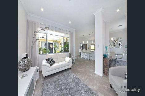 Property photo of 3 Cocoa Pass Iluka WA 6028