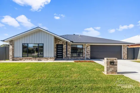 2 Bottlebrush Pl, Lake Albert, NSW 2650