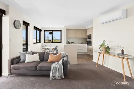 Property photo of 54/115 Canberra Avenue Griffith ACT 2603