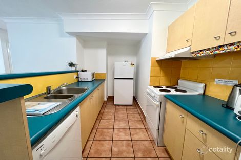 Property photo of 2/112-116 Surf Parade Broadbeach QLD 4218