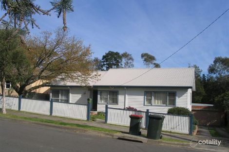 13 Chandler Gr, Burwood, VIC 3125