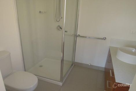 Property photo of 5 Lemon Grove Cranbourne West VIC 3977
