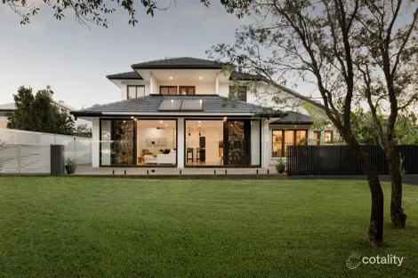 31 Webb Ellis Ct, Pelican Waters, QLD 4551