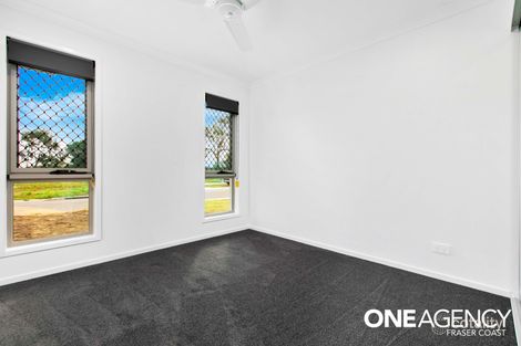 Property photo of 15 Sailaway Circuit Eli Waters QLD 4655