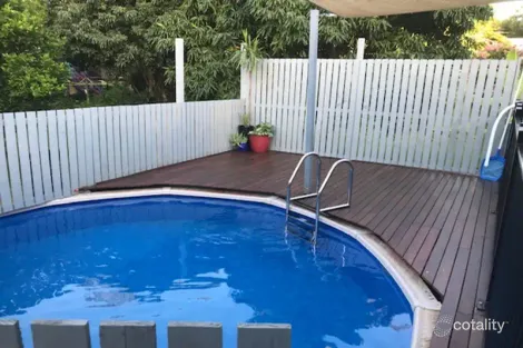 Property photo of 3-5 Eprapah Street Coochiemudlo Island QLD 4184