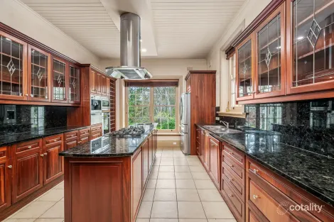 Property photo of 23 Old Carey Gully Road Stirling SA 5152