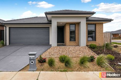 Property photo of 2 Twining Street Wallan VIC 3756