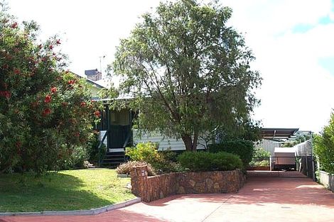 13 Angus St, Mount Melville, WA 6330