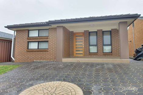 20 Avon Pl, St Clair, NSW 2759