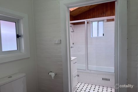 Property photo of 26 Crown Street West Tamworth NSW 2340