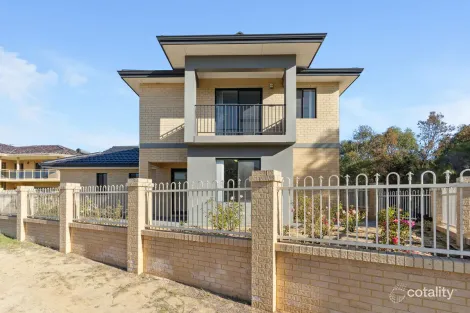2/4 Carden Dr, Cannington, WA 6107