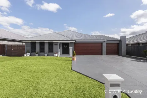 16 Tournament St, Rutherford, NSW 2320