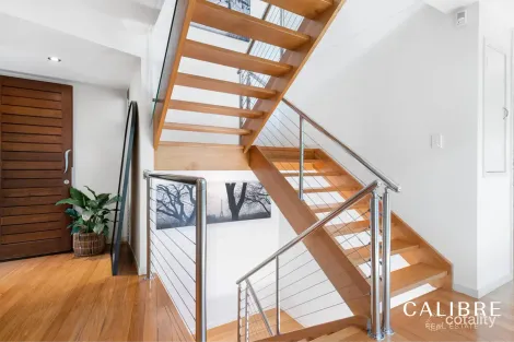 Property photo of 25 Dudley Street Bardon QLD 4065