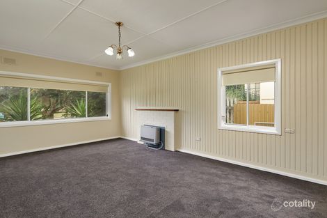 Property photo of 16 Mount Street Kooringal NSW 2650