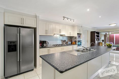 Property photo of 8 Cashmere Crescent Berwick VIC 3806