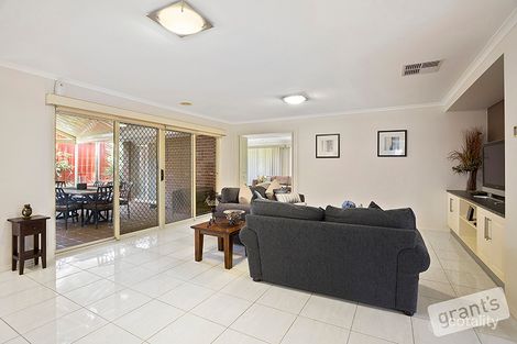 Property photo of 8 Cashmere Crescent Berwick VIC 3806