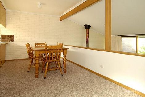 Property photo of 31 Jewell Close Phillip ACT 2606