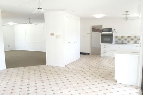 Property photo of 8 Yolanda Drive Annandale QLD 4814