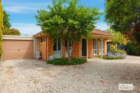 137 Townsend St, Howlong, NSW 2643